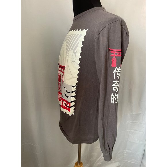 Legendary Gray Long Sleeve Graphic Tee - Picture 14 of 15